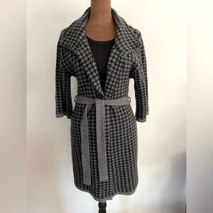 Gray Houndstooth Women's Cardigan